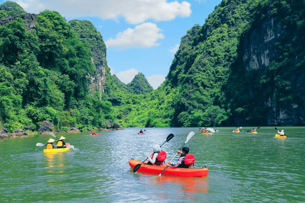 Visitors are free to kayak through Trang An’s stunning waterways, but should always follow safety regulations 